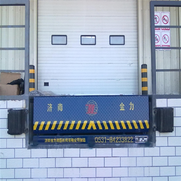 深圳码头用固定登车桥